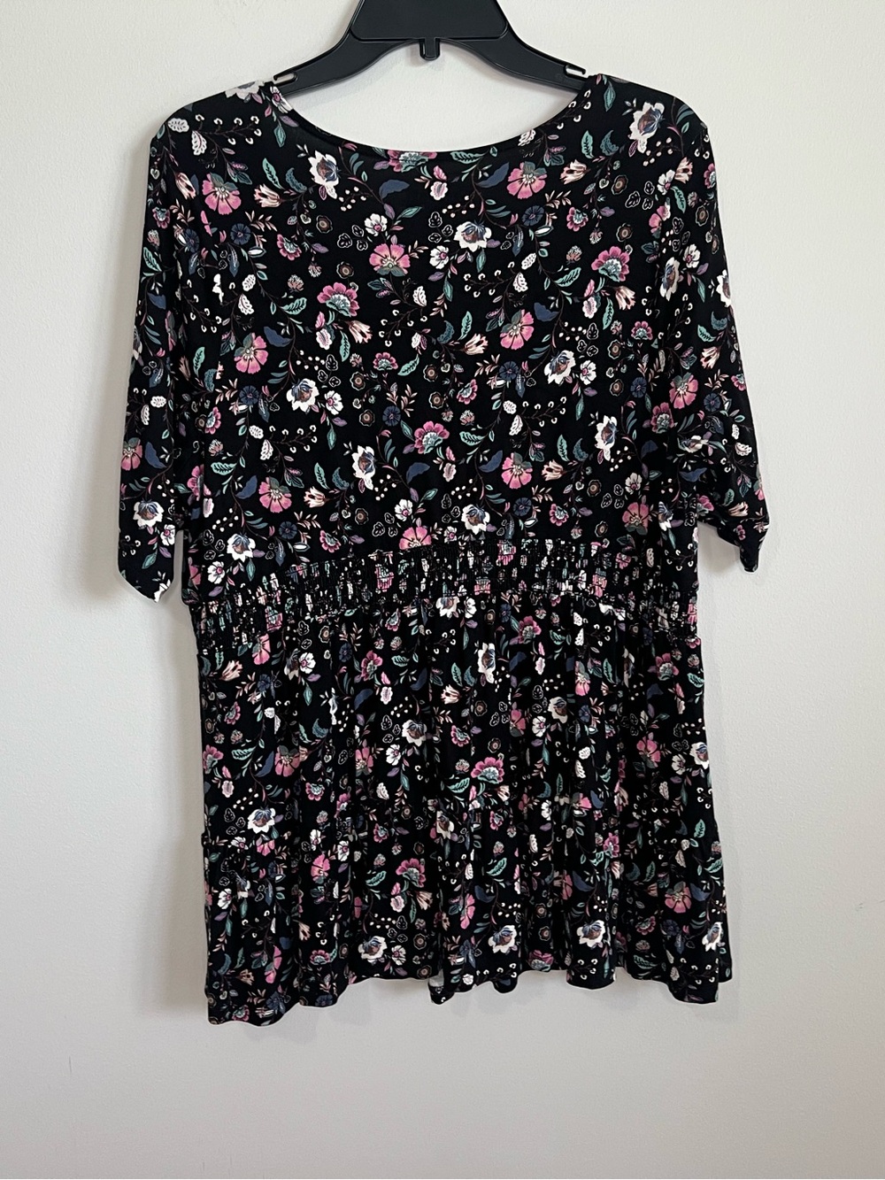 torrid Black Floral V-Neck Smocked Waist Tunic - Picture 2 of 4